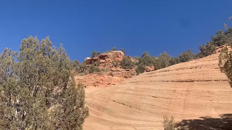 The Belly of the Dragon (Trailhead) - Mt Carmel, UT