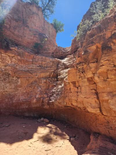The Belly of the Dragon (Trailhead) - Mt Carmel, UT