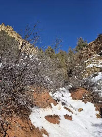 The Belly of the Dragon (Trailhead) - Mt Carmel, UT