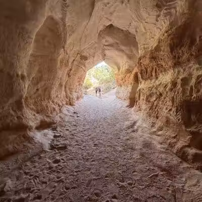 The Belly of the Dragon (Trailhead) - Mt Carmel, UT