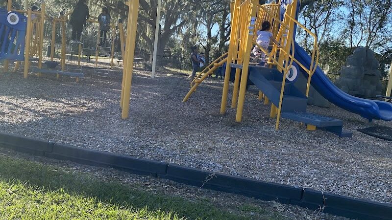 Diogi Dog Park - Mulberry, FL
