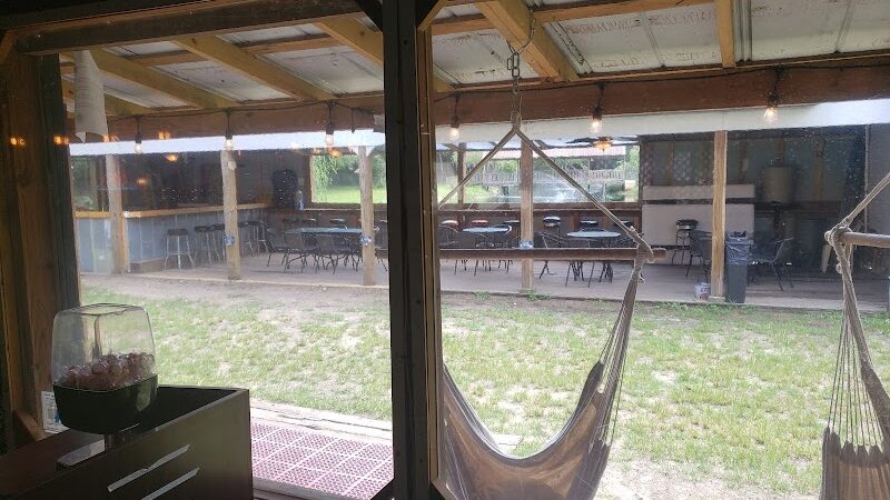 Barking Dawgs Tavern - Murrells Inlet, SC