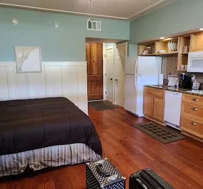 Inlet Sports Lodge - Murrells Inlet, SC