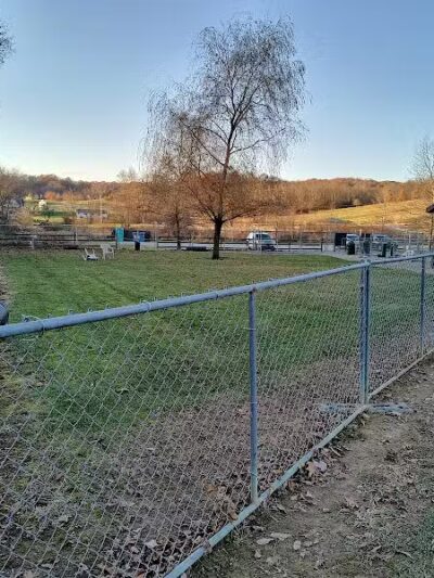 Paws on the Run Dog Park - Murrysville, PA