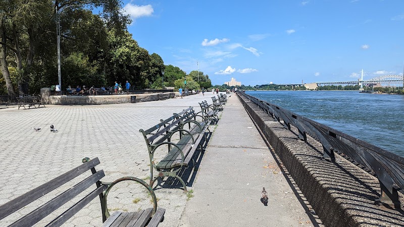 Carl Schurz Park - New York, NY