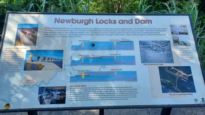 Indian Hill Overlook Park - Newburgh, IN