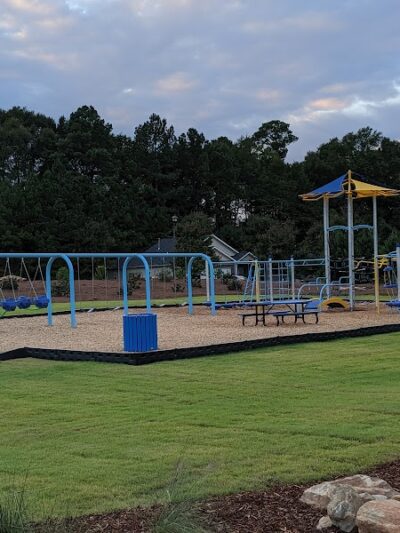 Sprayberry Rd Dog park - Newnan, GA