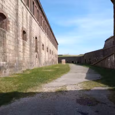 Fort Adams Bay Walk - Newport, RI