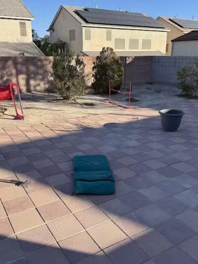 Kaurie’s fully fenced yard with agility trading course - North Las Vegas, NV