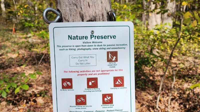 Avalonia TriTown Preserve Parking - North Stonington, CT