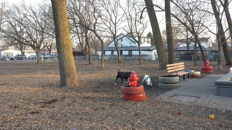Bailey's Crossing Dog Park - Oak Lawn, IL
