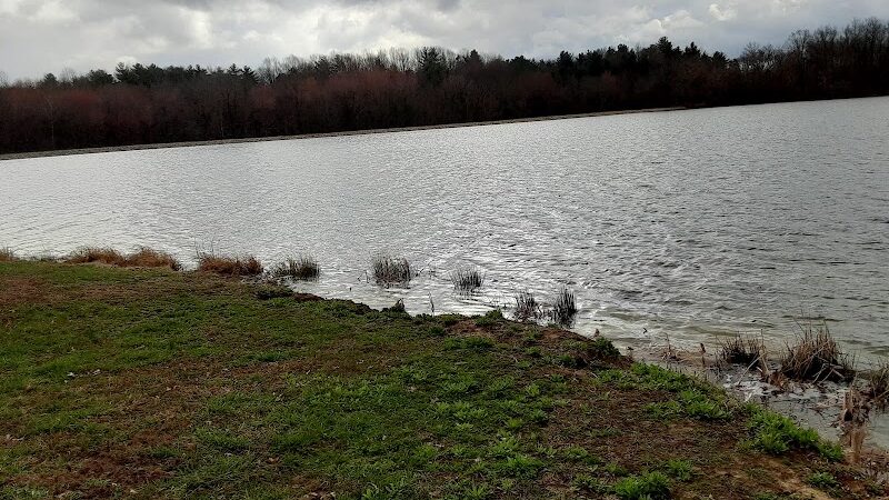 New Lake Campground - Oakland City, IN
