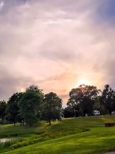 New Lake Campground - Oakland City, IN