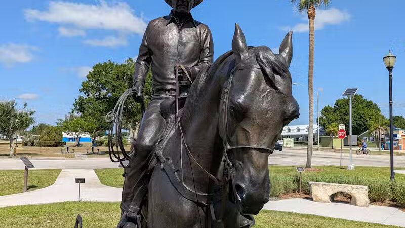 Cattleman's Square - Okeechobee, FL