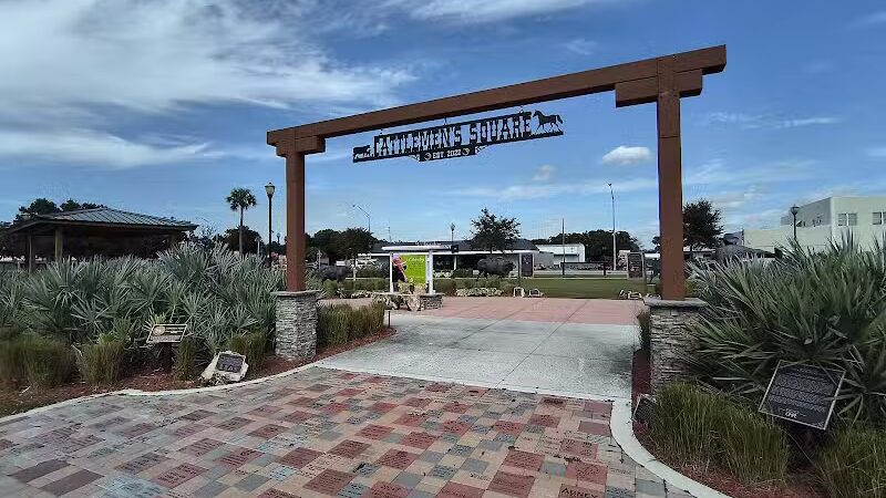 Cattleman's Square - Okeechobee, FL