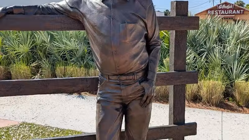 Cattleman's Square - Okeechobee, FL