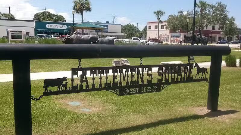 Cattleman's Square - Okeechobee, FL