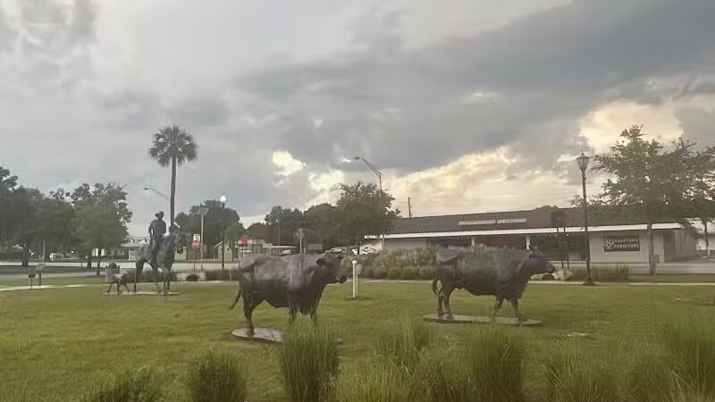 Cattleman's Square - Okeechobee, FL