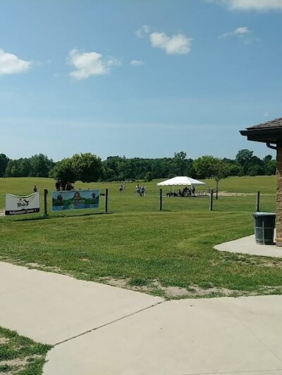 Orion Oaks Dog Park Beach - Orion Township, MI