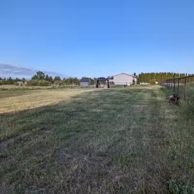 Speedy Tail Acres-Private Dog Park - Otis Orchards, WA