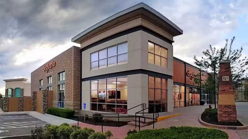 Dogtopia of Overland Park - Overland Park, KS