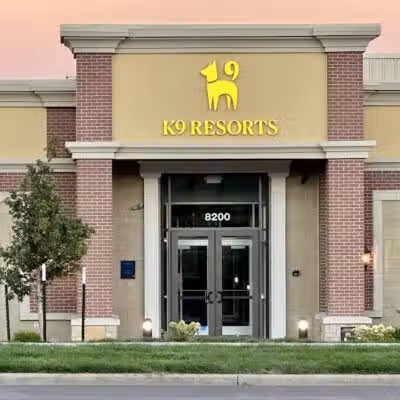 K9 Resorts Luxury Pet Hotel Overland Park - Overland Park, KS