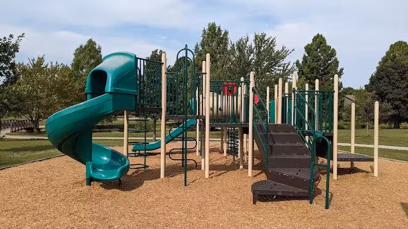 Kingston Lake Park - Overland Park, KS