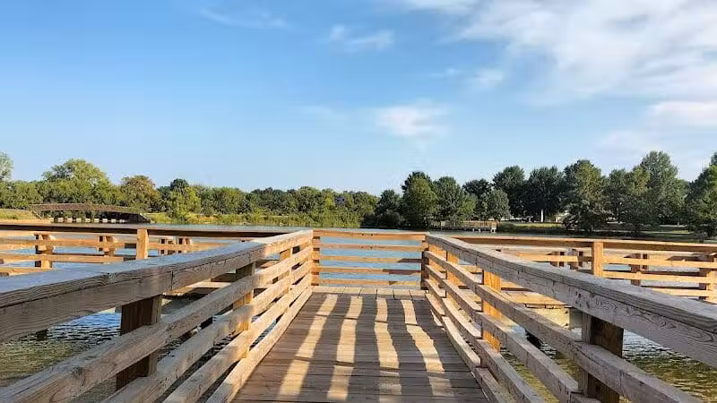 Kingston Lake Park - Overland Park, KS