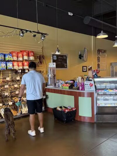 Three Dog Bakery Overland Park - Overland Park, KS