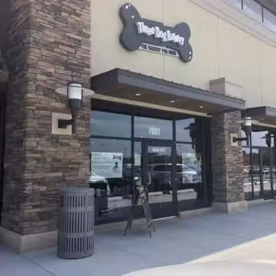 Three Dog Bakery Overland Park - Overland Park, KS