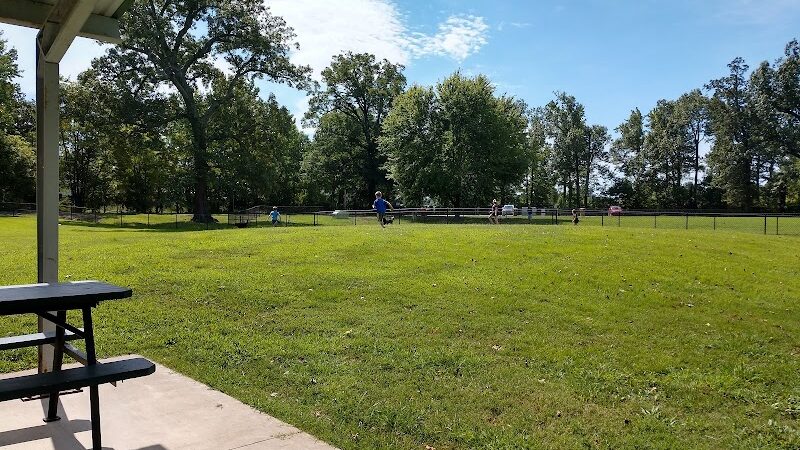Stuart Nelson Small Dog Park - Paducah, KY
