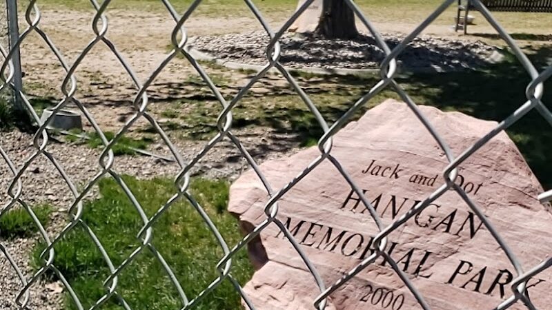 Hanigan Memorial Park - Dog Park