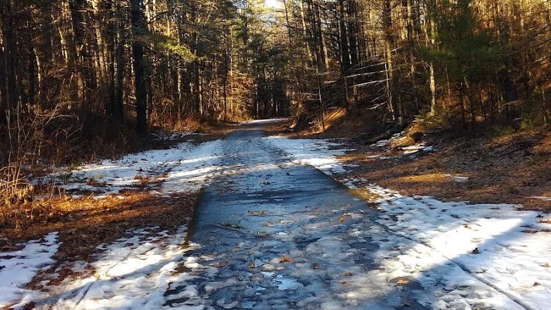 Nashua River Rail Trail - Pepprell Square - Pepperell, MA