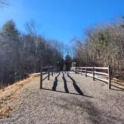 Airline Trail Parking - Pomfret Center, CT