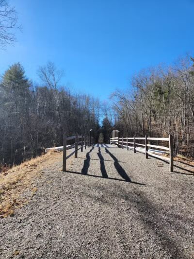 Airline Trail Parking - Pomfret Center, CT
