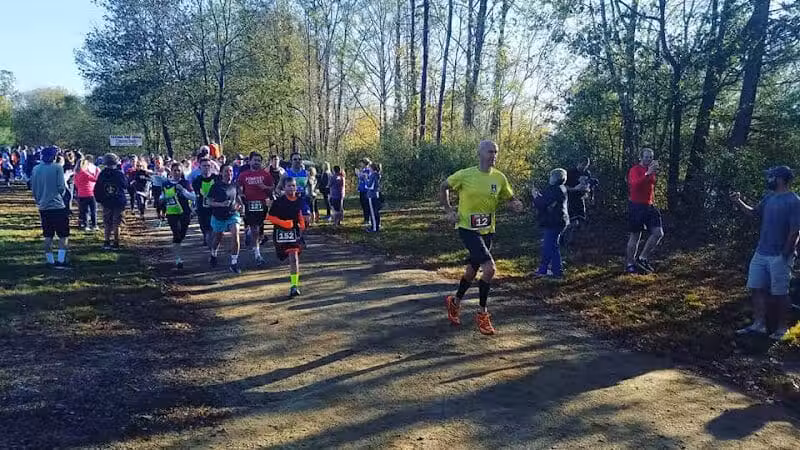 Airline Trail Parking - Pomfret Center, CT