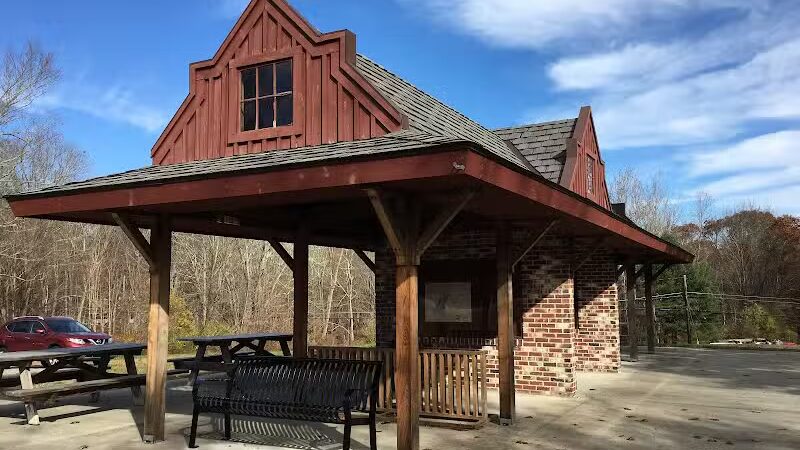 Airline Trail Parking - Pomfret Center, CT