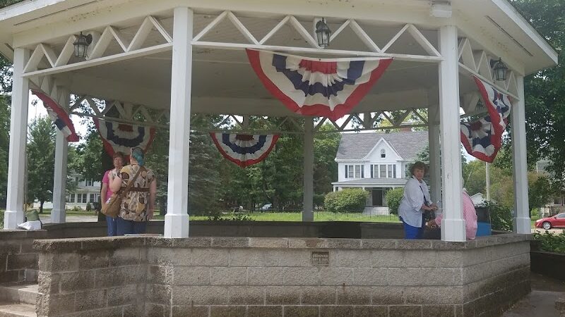 Stevens Square Park - Princeville, IL