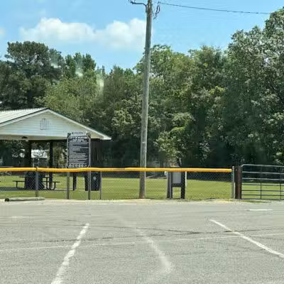 Robbin Heights Park - Raeford, NC