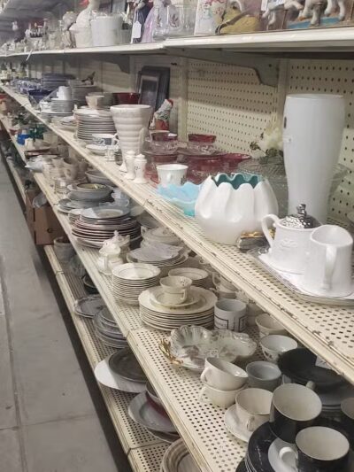 Ravena Barn Flea Market - Ravena, NY