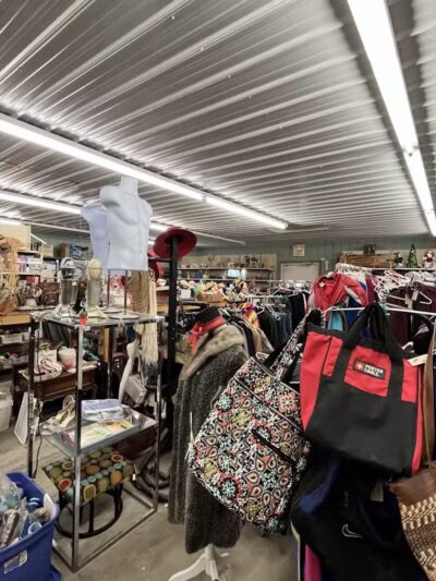 Ravena Barn Flea Market - Ravena, NY