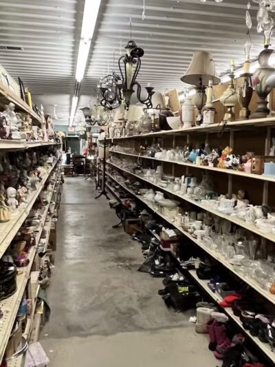 Ravena Barn Flea Market - Ravena, NY