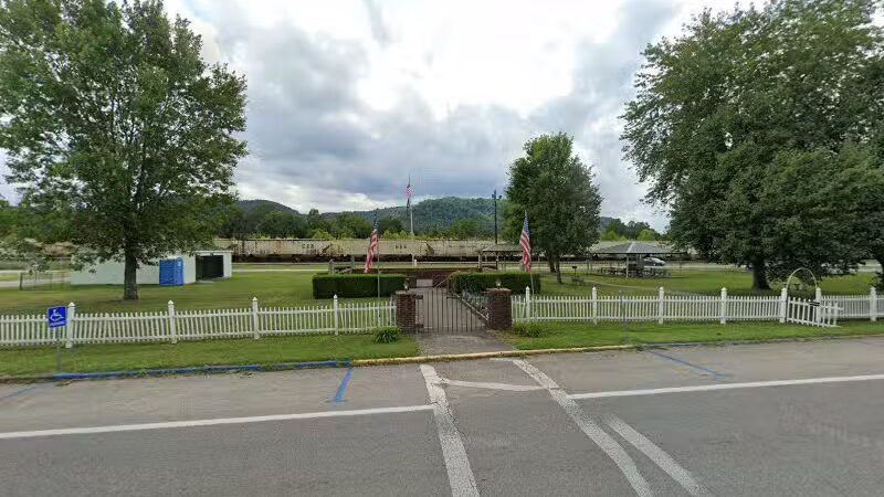 Ravenna Veteran's Memorial Park - Ravenna, KY