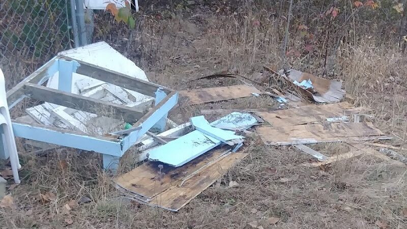 Riverside Bark Dog Park - Raymond, NH