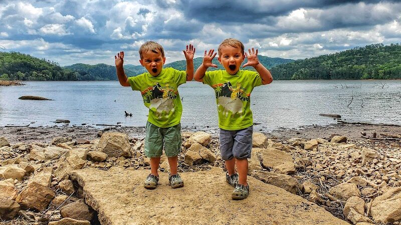 Public Access Boat Ramp - Reliance, TN