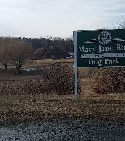 Mary Jane Row Dog Park - Rexford, NY