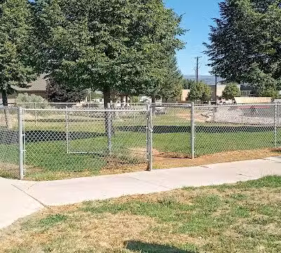 Visiter Centetr's Dog Run - Richfield, UT
