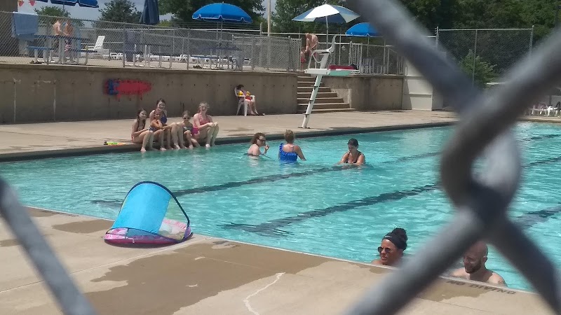 Roanoke Park Swimming Pool - Roanoke, IL