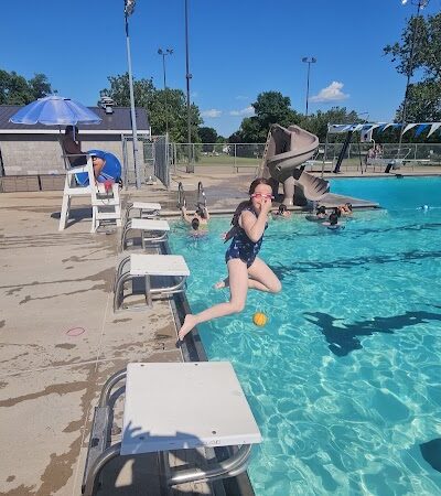 Roanoke Park Swimming Pool - Roanoke, IL
