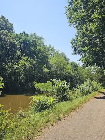 Hennepin Canal Feeder Bike Trail - Rock Falls, IL